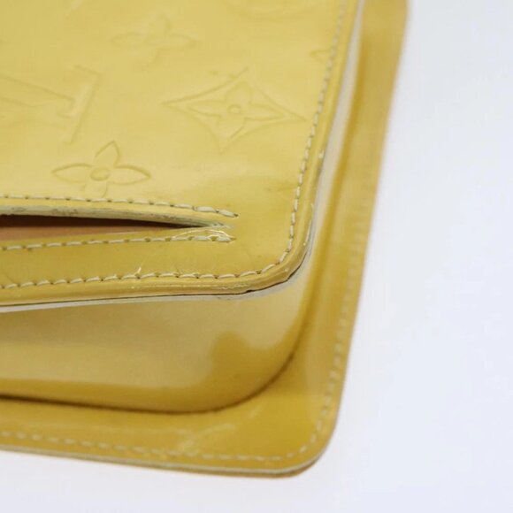 LOUIS VUITTON Monogram Vernis Motto Pouch Lime Yellow M91059 LV Auth 94843 - Picture 13 of 16